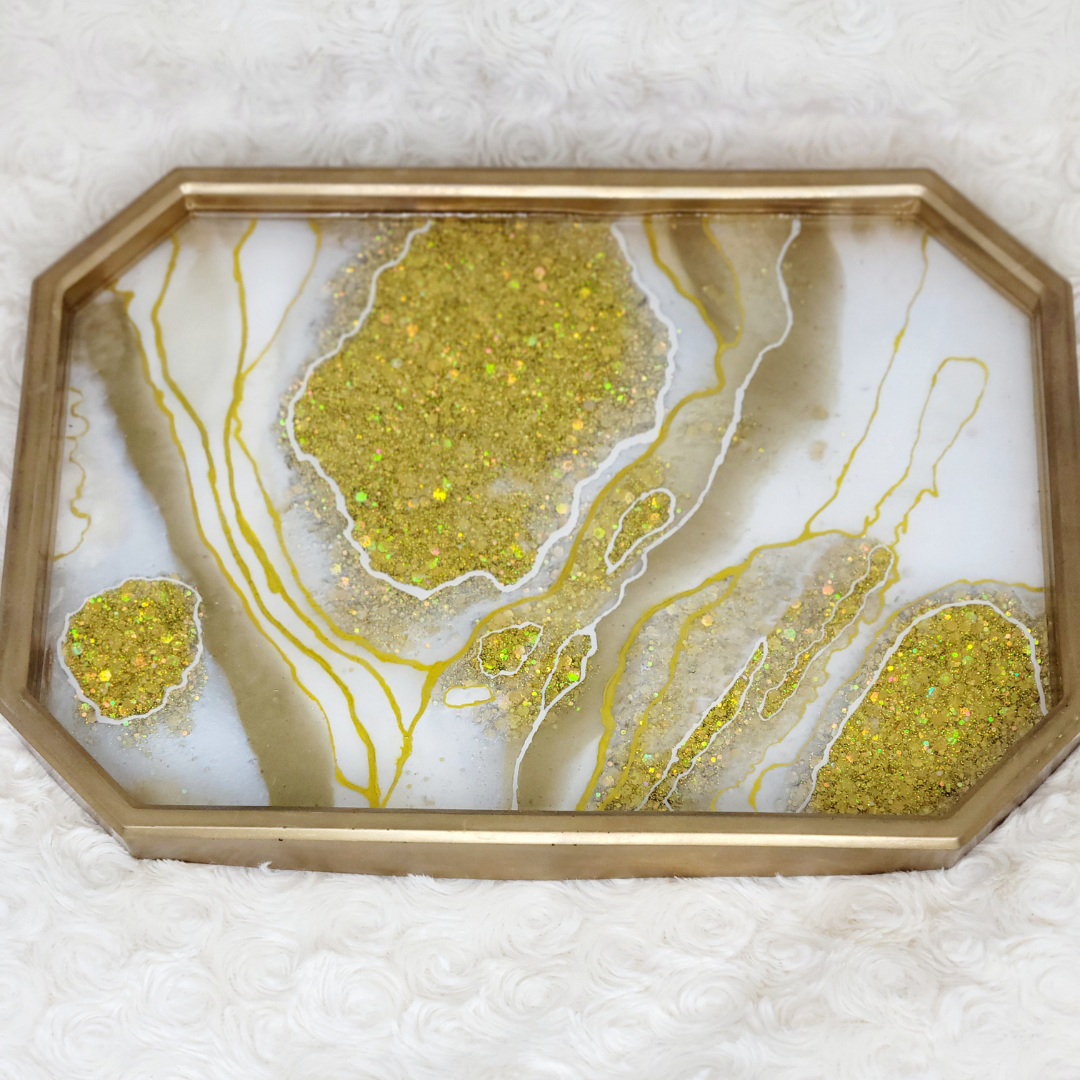 White and Gold Agate Geode Inspired Glitter Resin Tray