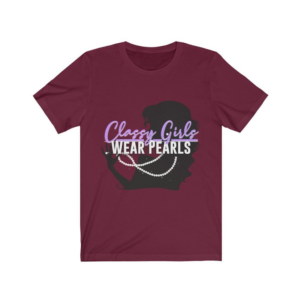 Classy Girls Wear Pearls Unisex Jersey Short Sleeve Tee