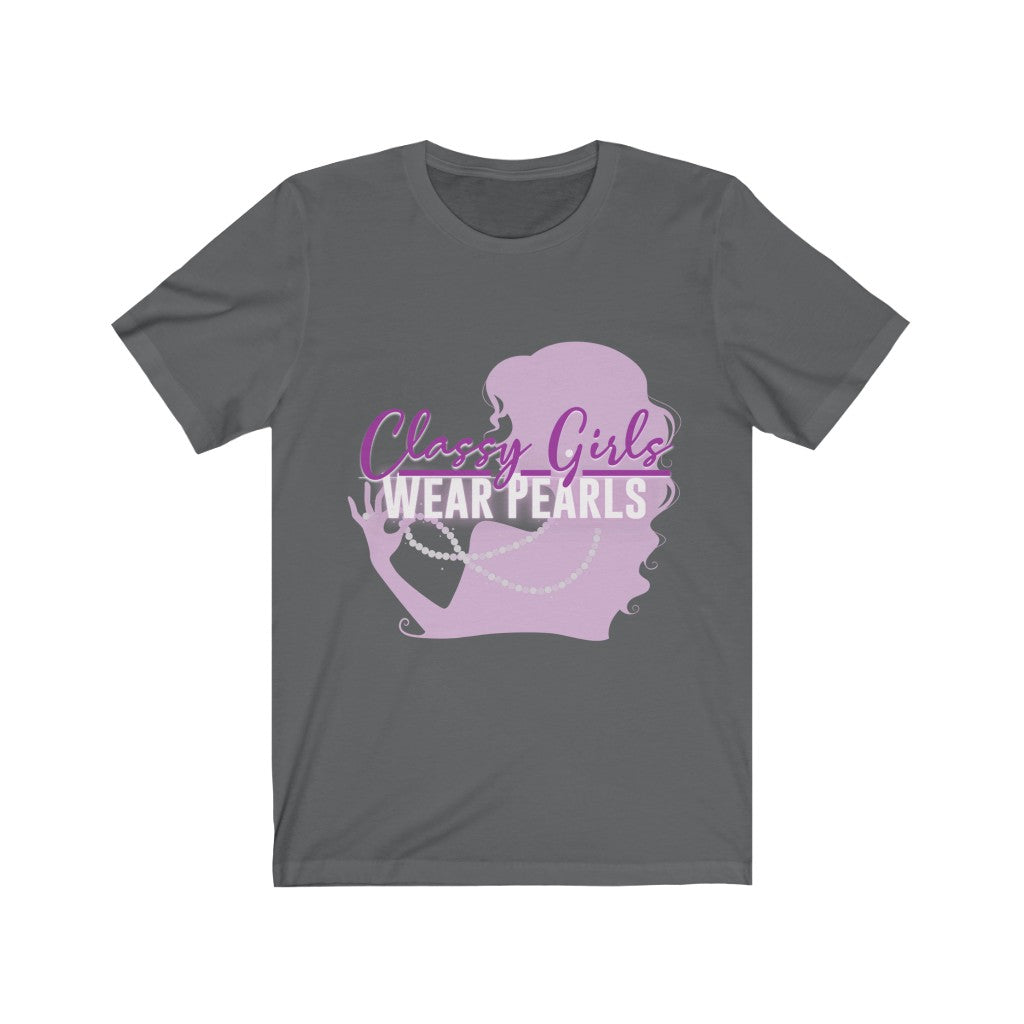 Classy Girls Wear Pearls Unisex Jersey Short Sleeve Tee