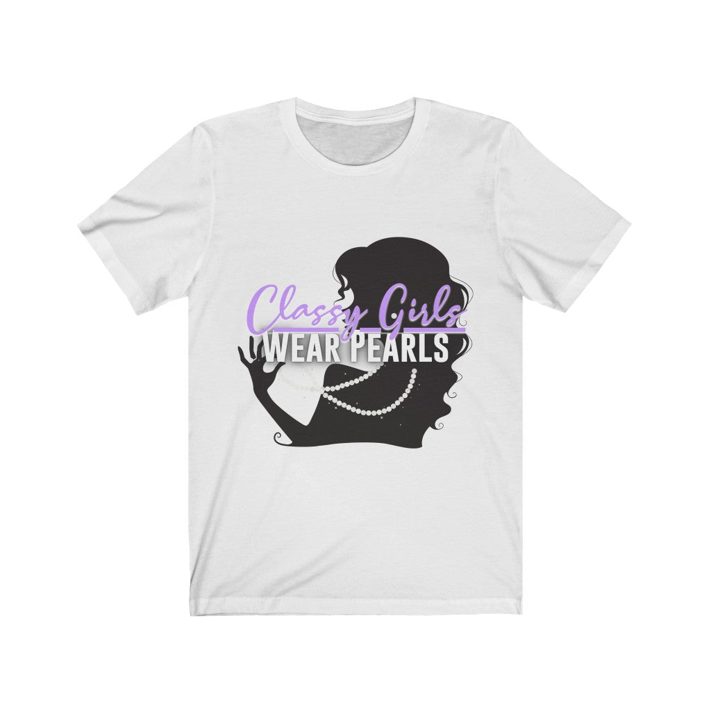 Classy Girls Wear Pearls Unisex Jersey Short Sleeve Tee