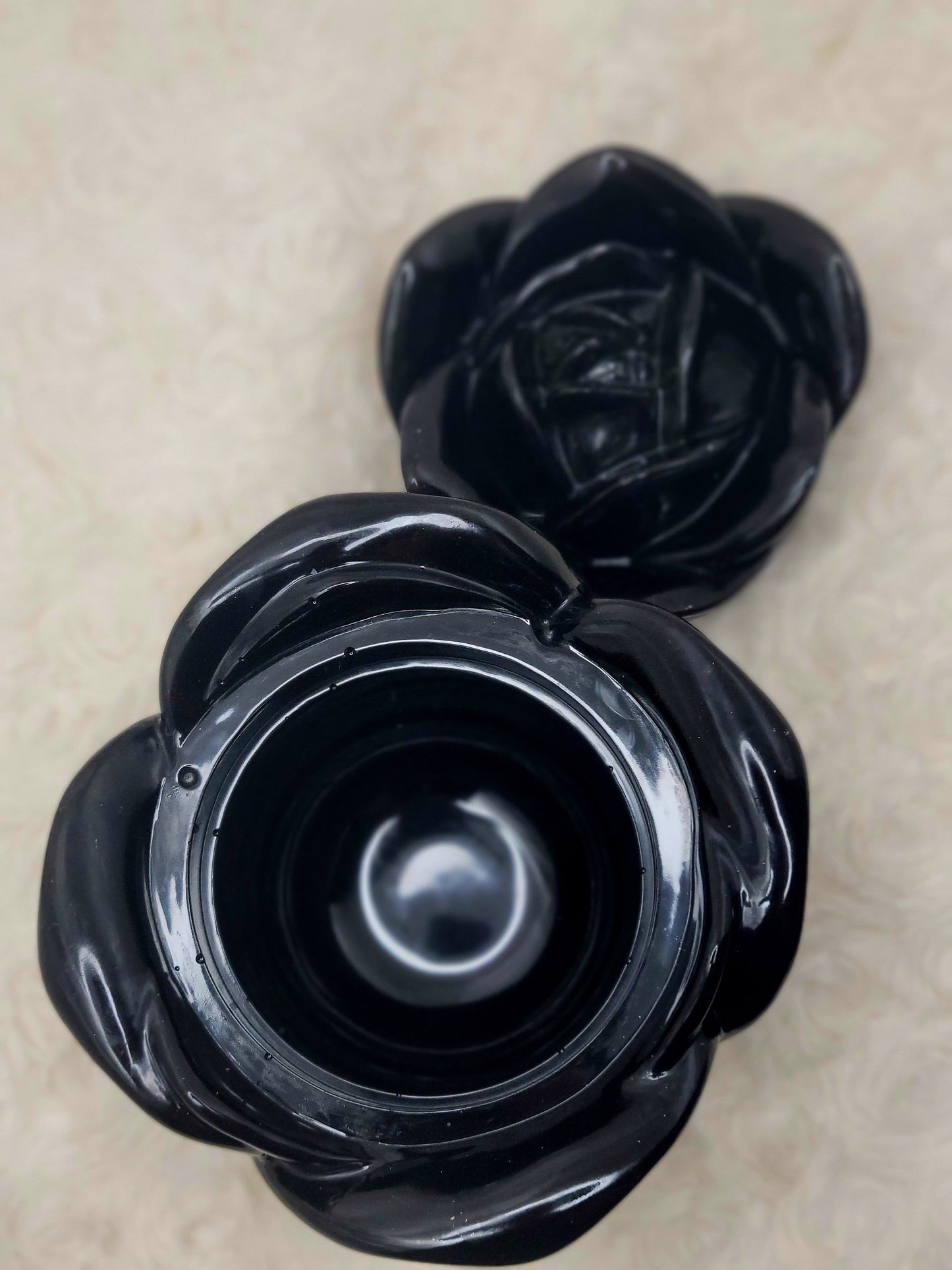 Black Rose Jar